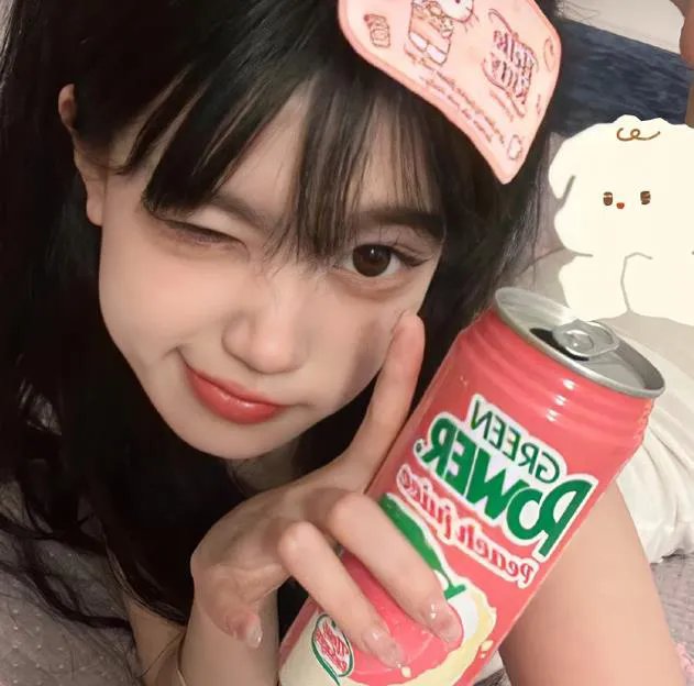 远看是蔚蓝的春天